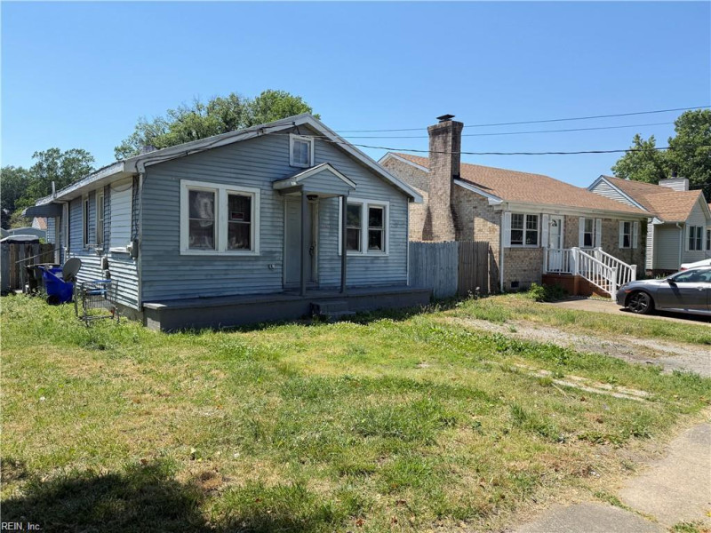 Photo 2 of 10 residential for sale in Norfolk virginia