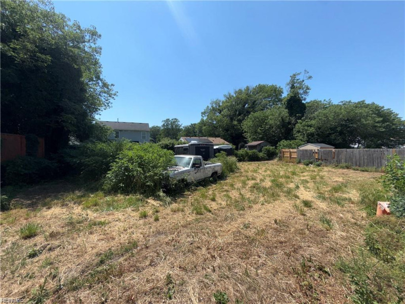 Photo 3 of 10 residential for sale in Norfolk virginia