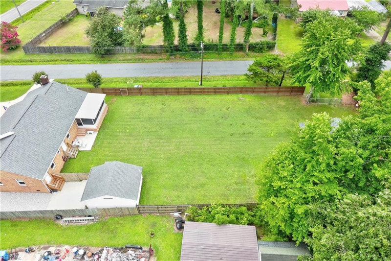 Photo 33 of 34 residential for sale in Chesapeake virginia