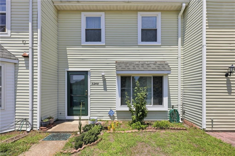 Photo 1 of 22 residential for sale in Virginia Beach virginia