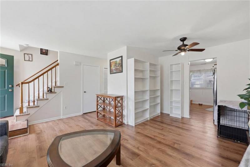 Photo 6 of 22 residential for sale in Virginia Beach virginia