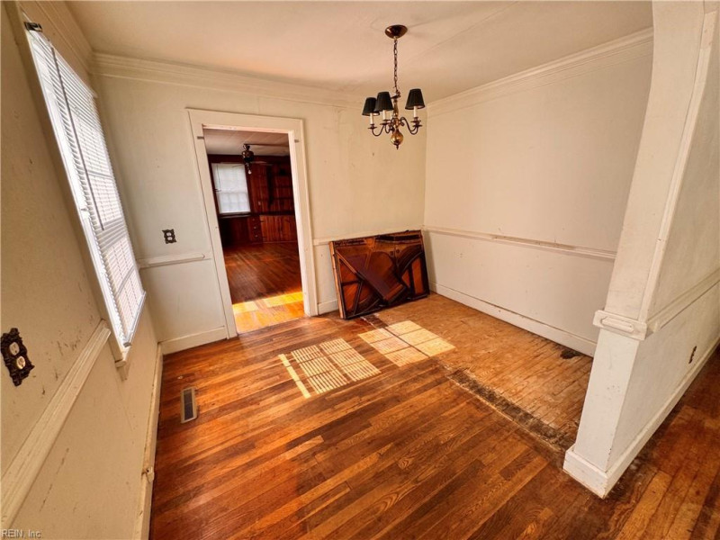 Photo 10 of 23 residential for sale in Hampton virginia