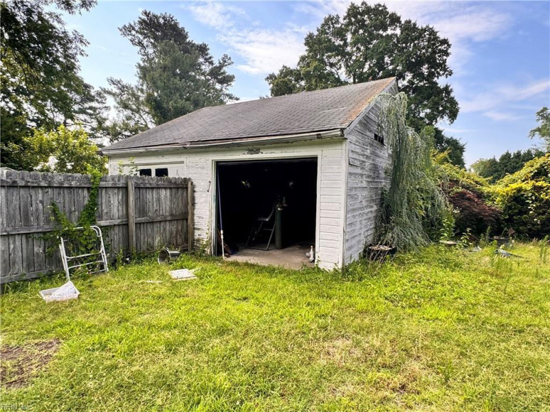 Photo 22 of 23 residential for sale in Hampton virginia