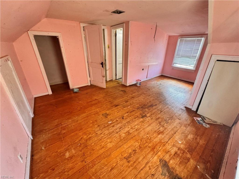 Photo 8 of 23 residential for sale in Hampton virginia