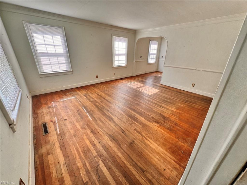 Photo 9 of 23 residential for sale in Hampton virginia