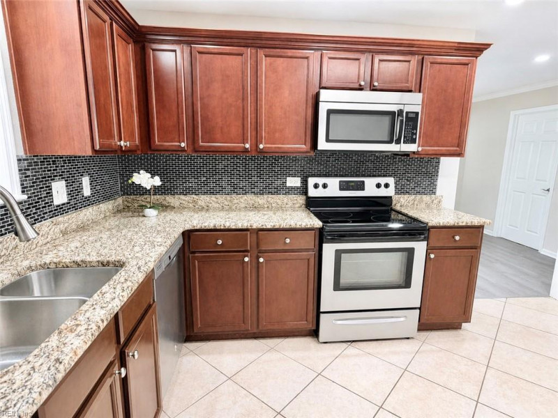 Photo 6 of 41 residential for sale in Virginia Beach virginia Photo 6 of 41 residential for sale in Virginia Beach virginia