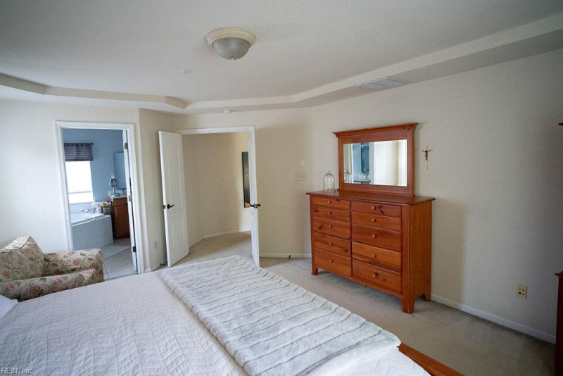 Photo 15 of 27 residential for sale in Virginia Beach virginia