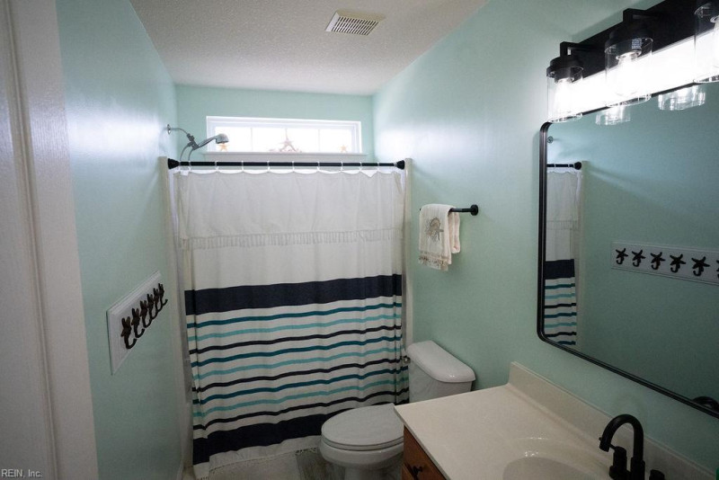 Photo 20 of 27 residential for sale in Virginia Beach virginia