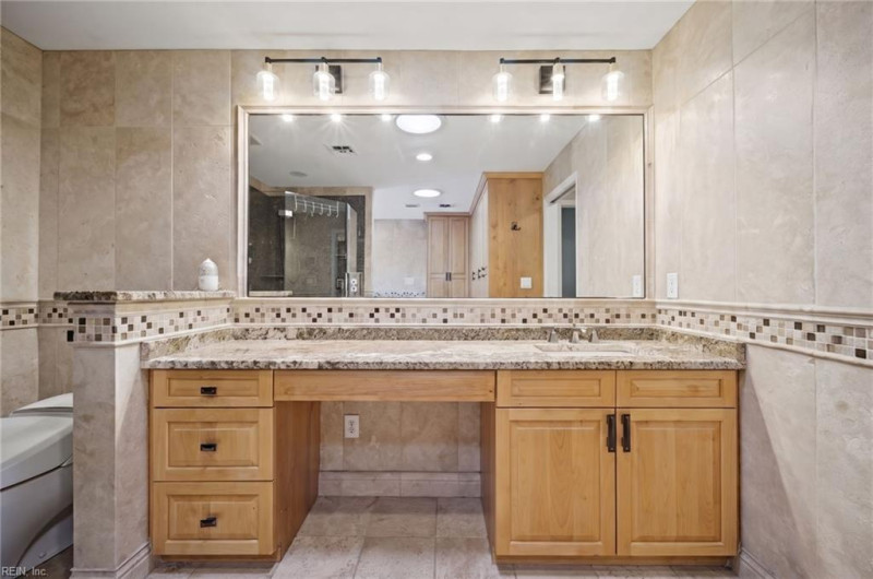 Photo 33 of 50 residential for sale in Chesapeake virginia Photo 33 of 50 residential for sale in Chesapeake virginia