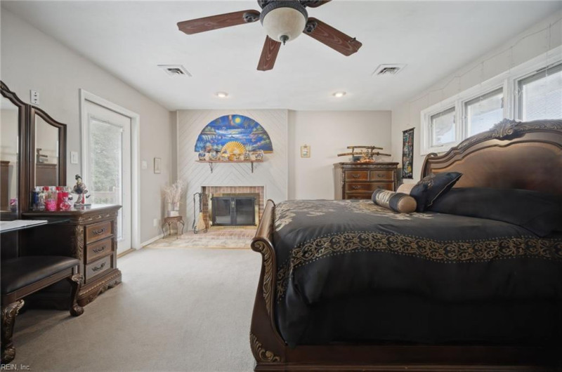 Photo 36 of 50 residential for sale in Chesapeake virginia Photo 36 of 50 residential for sale in Chesapeake virginia