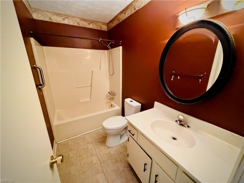 Photo 5 of 8 residential for sale in Hampton virginia Photo 5 of 8 residential for sale in Hampton virginia