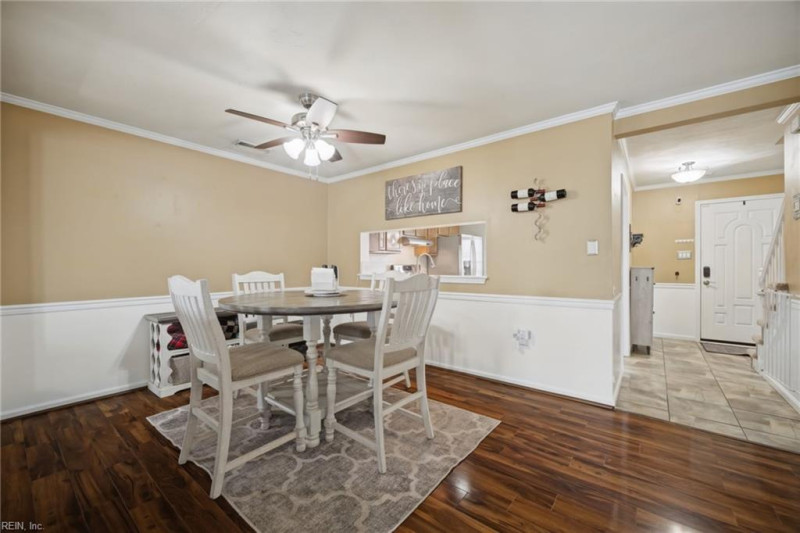 Photo 11 of 42 residential for sale in Virginia Beach virginia