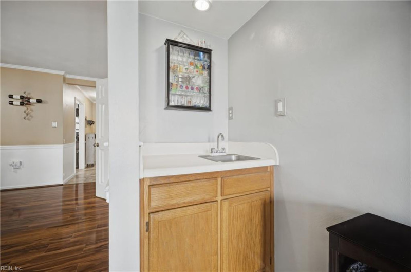 Photo 14 of 42 residential for sale in Virginia Beach virginia