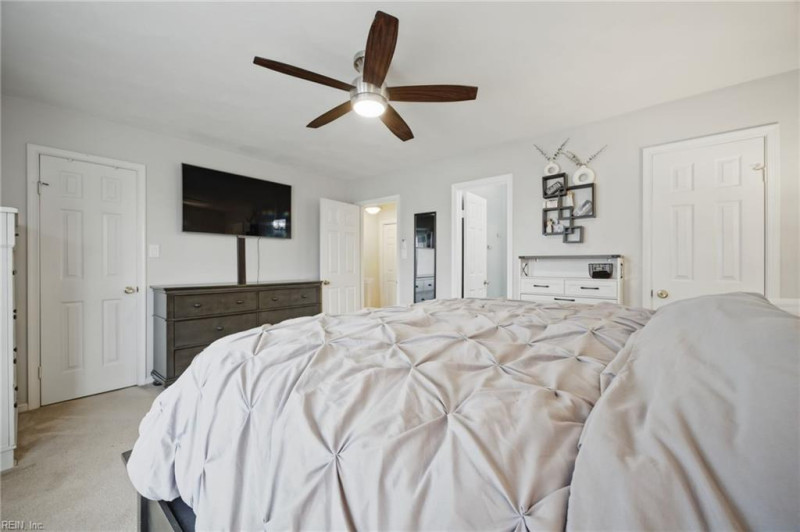 Photo 21 of 42 residential for sale in Virginia Beach virginia