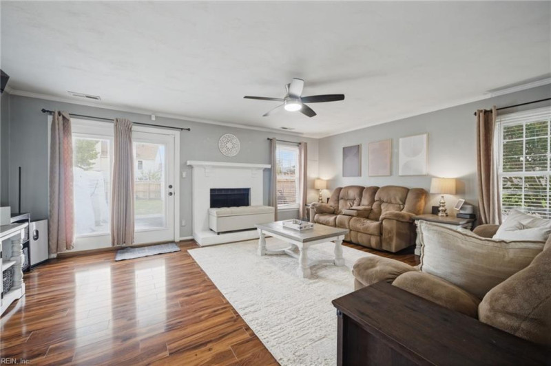 Photo 6 of 42 residential for sale in Virginia Beach virginia