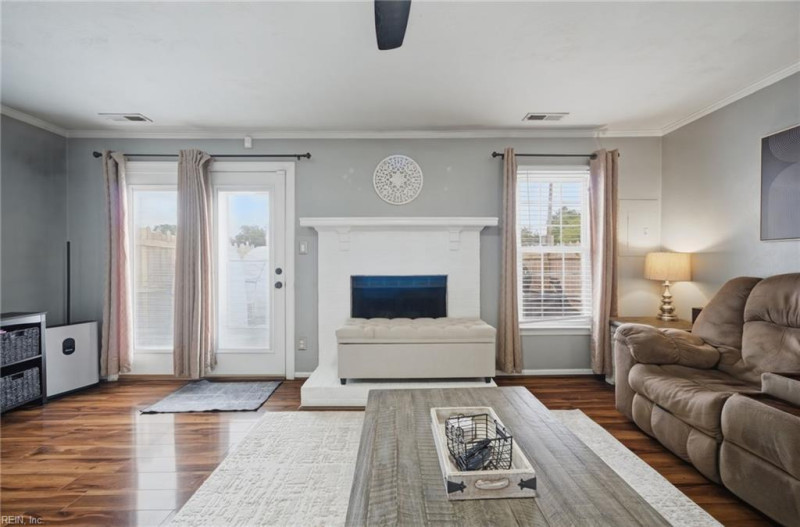 Photo 9 of 42 residential for sale in Virginia Beach virginia