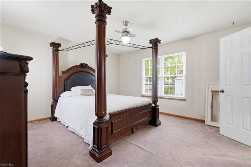 Photo 13 of 25 residential for sale in Virginia Beach virginia