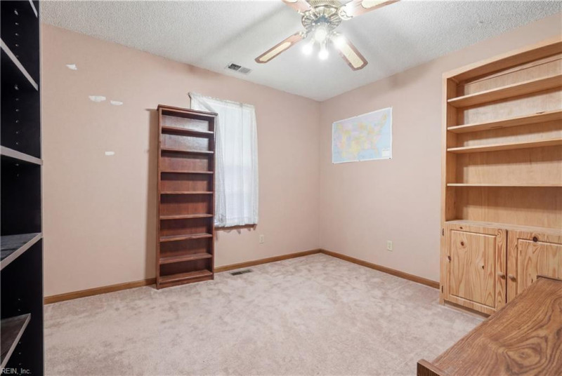 Photo 20 of 25 residential for sale in Virginia Beach virginia