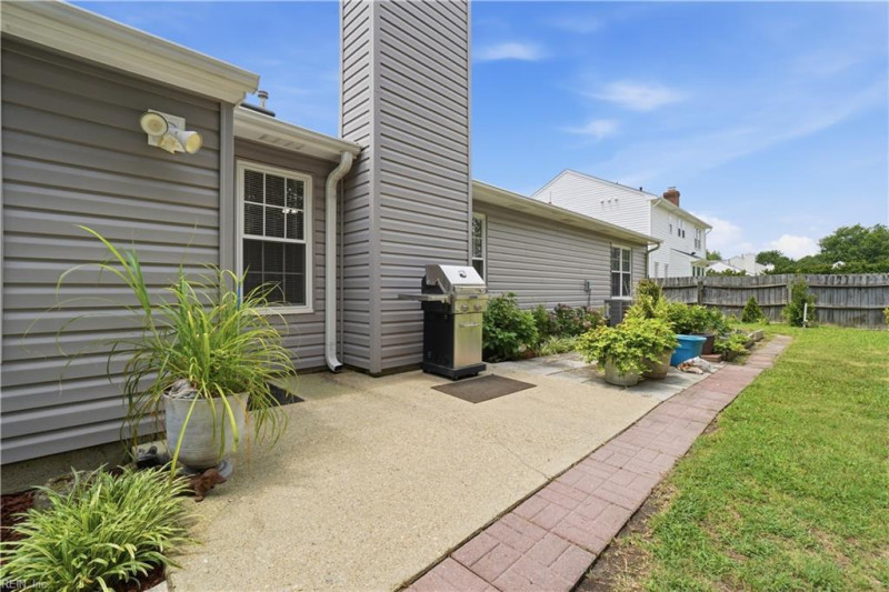 Photo 23 of 25 residential for sale in Virginia Beach virginia
