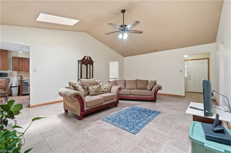 Photo 7 of 25 residential for sale in Virginia Beach virginia