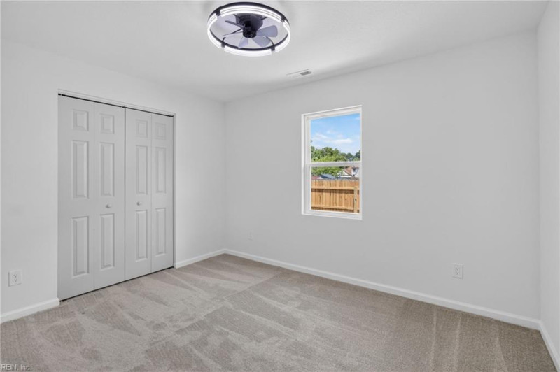 Photo 19 of 27 residential for sale in Chesapeake virginia