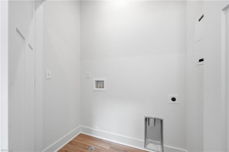 Photo 30 of 39 residential for sale in Virginia Beach virginia