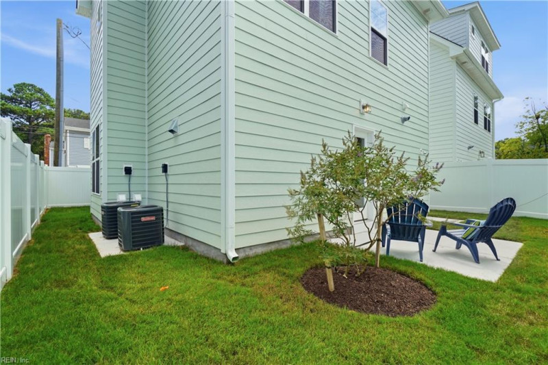 Photo 35 of 39 residential for sale in Virginia Beach virginia