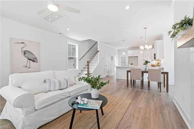 Photo 4 of 39 residential for sale in Virginia Beach virginia