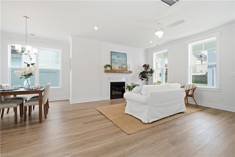 Photo 6 of 39 residential for sale in Virginia Beach virginia