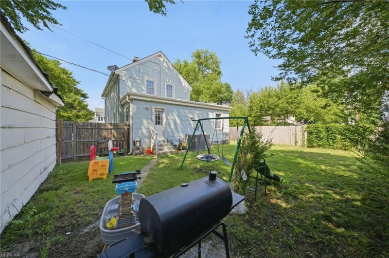 Photo 23 of 27 residential for sale in Portsmouth virginia