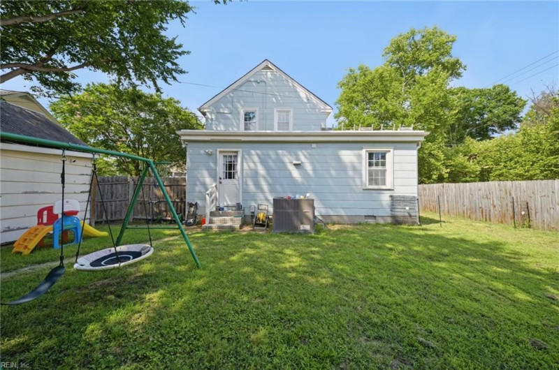 Photo 24 of 27 residential for sale in Portsmouth virginia