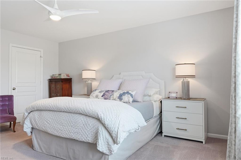 Photo 19 of 33 residential for sale in Chesapeake virginia