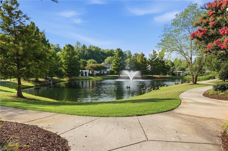 Photo 27 of 33 residential for sale in Chesapeake virginia