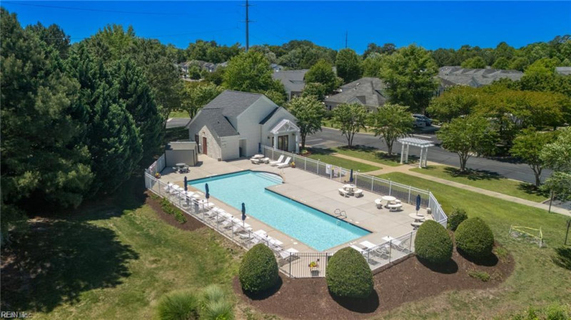 Photo 32 of 33 residential for sale in Chesapeake virginia