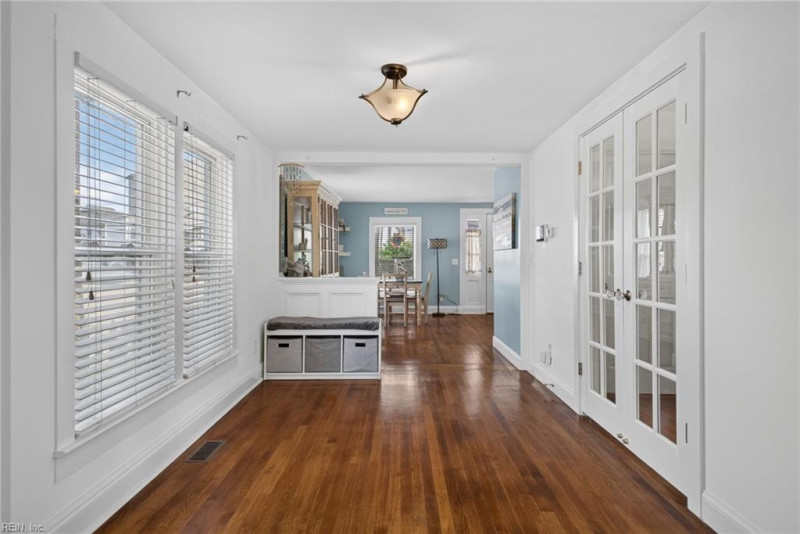 Photo 15 of 43 residential for sale in Norfolk virginia