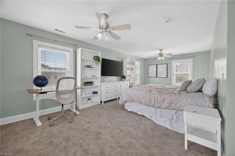 Photo 19 of 43 residential for sale in Norfolk virginia