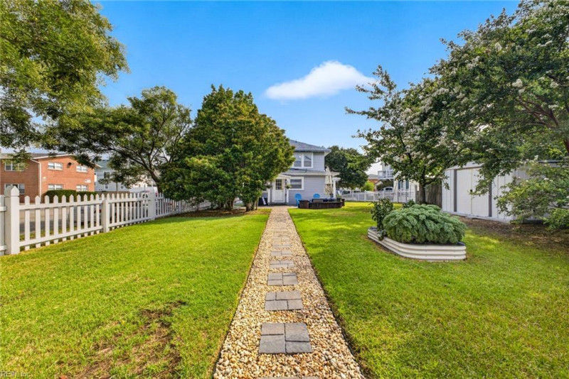 Photo 31 of 43 residential for sale in Norfolk virginia