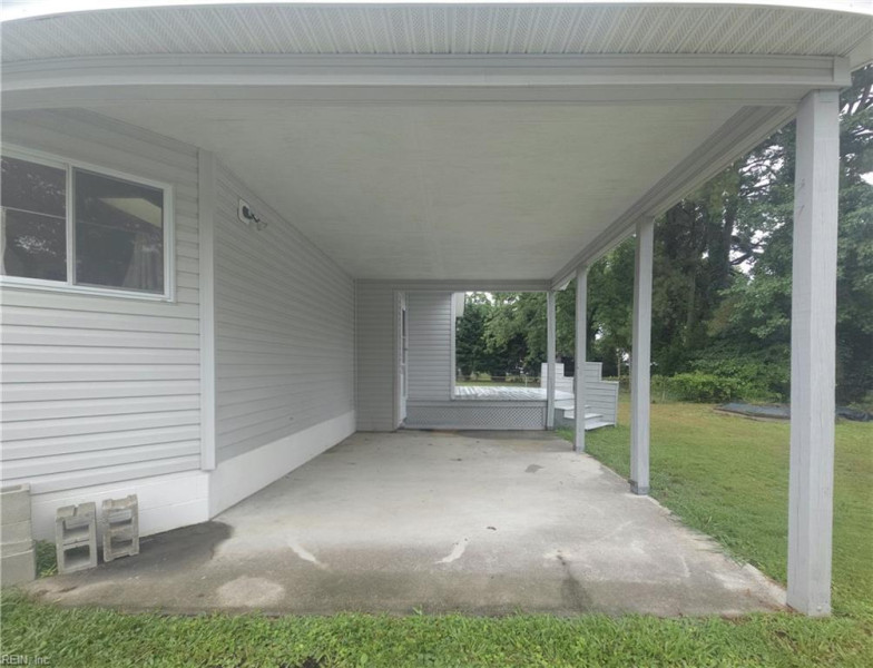 Photo 16 of 19 residential for sale in Hampton virginia