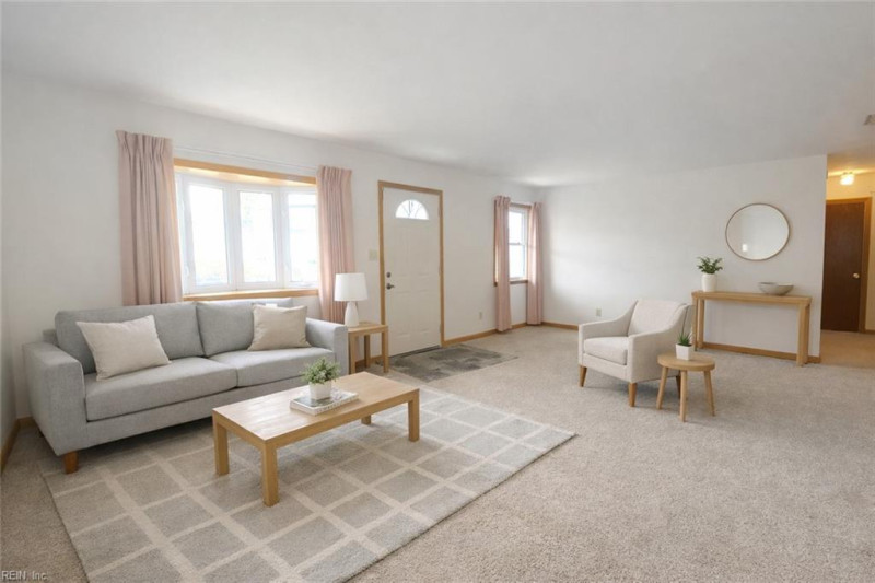 Photo 3 of 19 residential for sale in Hampton virginia