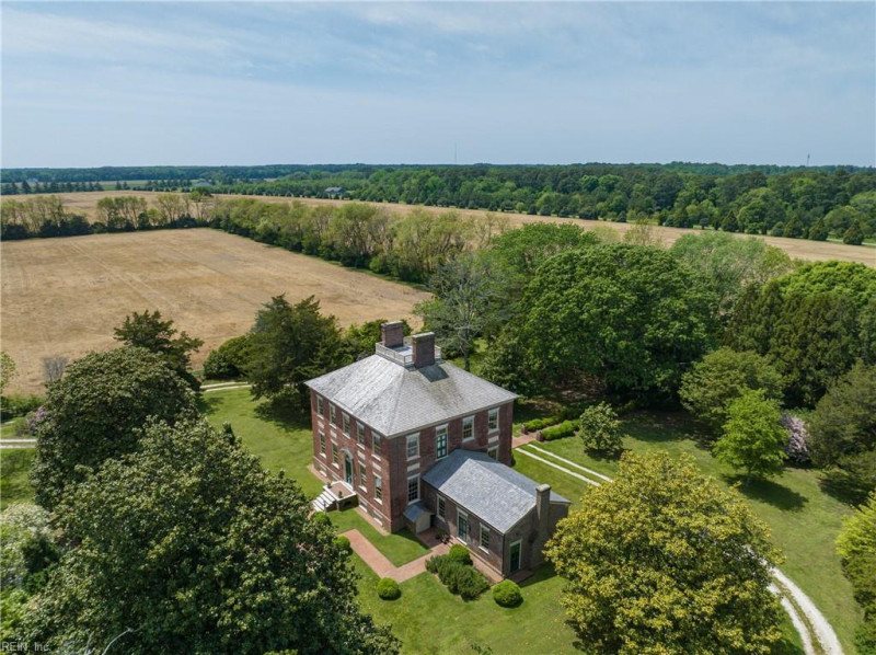 Photo 10 of 50 residential for sale in Accomack County virginia