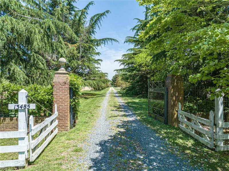 Photo 5 of 50 residential for sale in Accomack County virginia
