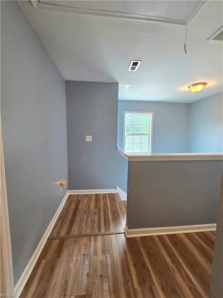 Photo 17 of 41 residential for sale in Hampton virginia