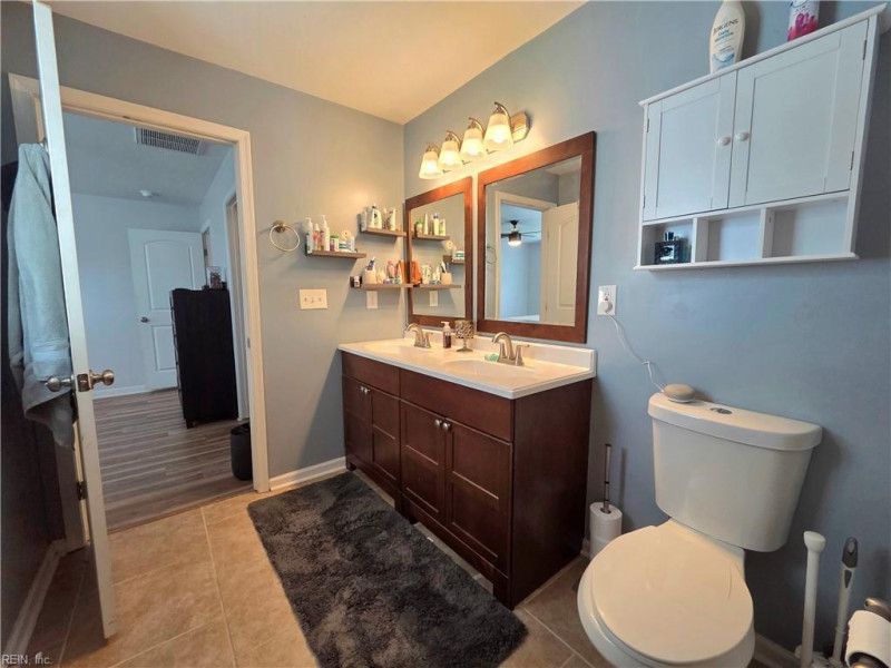 Photo 19 of 41 residential for sale in Hampton virginia