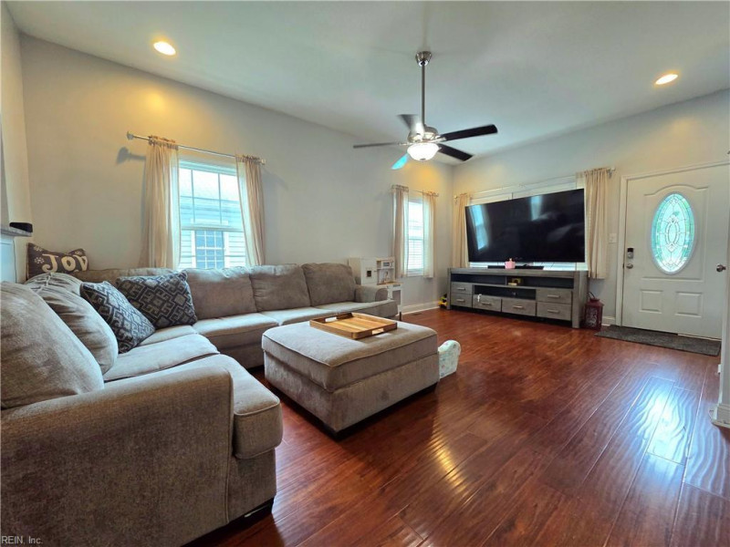 Photo 2 of 41 residential for sale in Hampton virginia