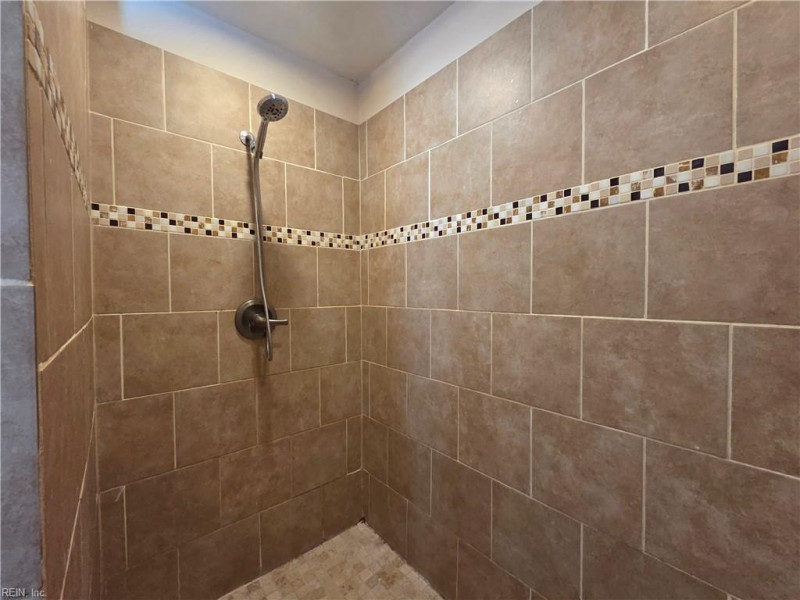 Photo 21 of 41 residential for sale in Hampton virginia