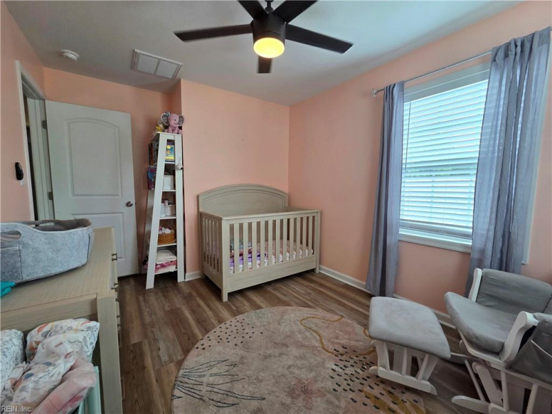 Photo 26 of 41 residential for sale in Hampton virginia