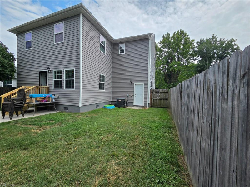 Photo 38 of 41 residential for sale in Hampton virginia