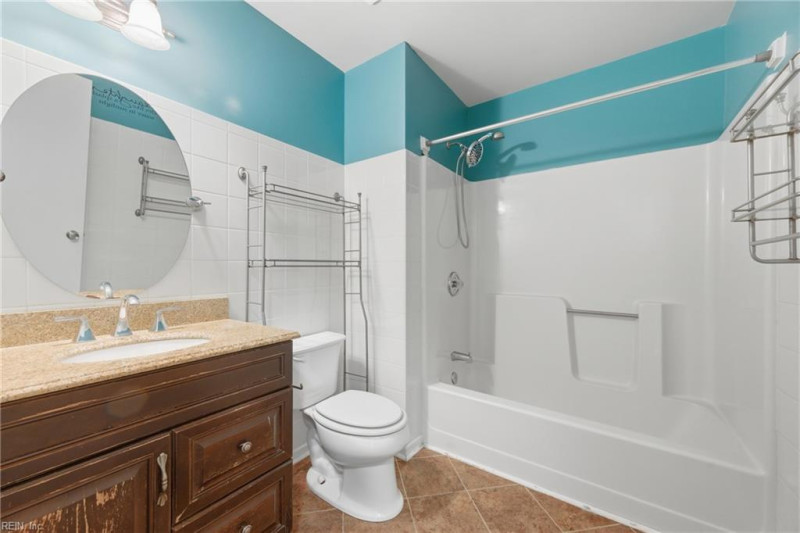 Photo 15 of 25 residential for sale in York County virginia