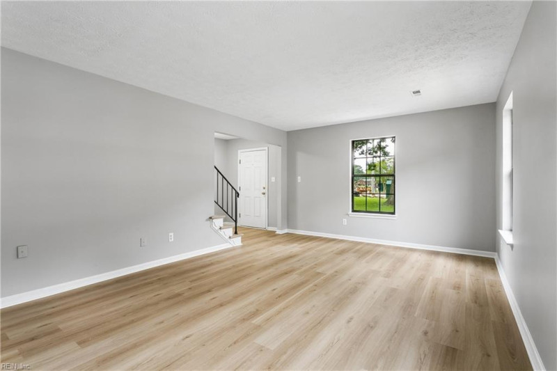 Photo 6 of 25 residential for sale in Newport News virginia Photo 6 of 25 residential for sale in Newport News virginia