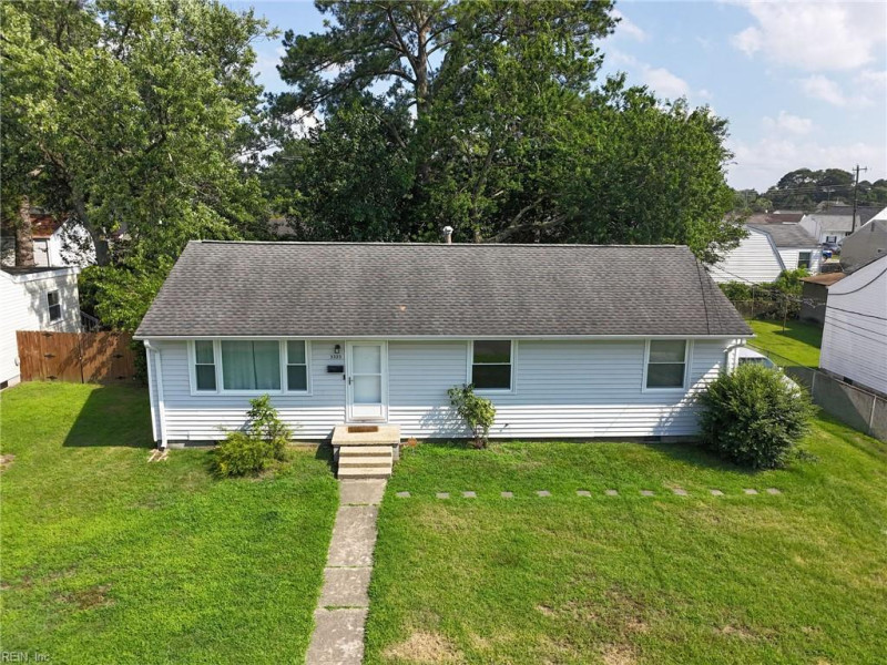 Photo 19 of 32 residential for sale in Hampton virginia